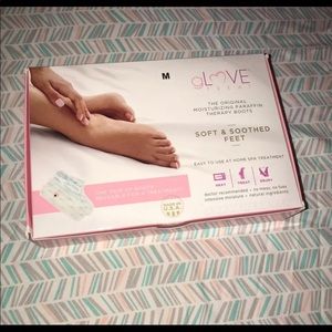 Foot Glove Treat size M